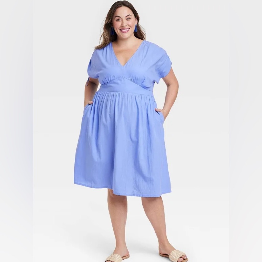 Ava & Viv Light Blue Dress…size 2X POCKETS!!